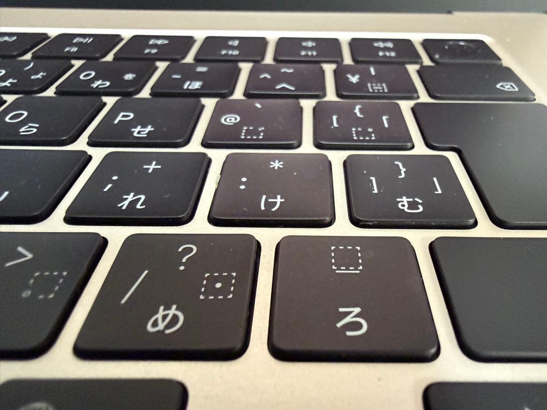 MacBook Air 15インチ M2 8GB 512GB マジックマウス付き