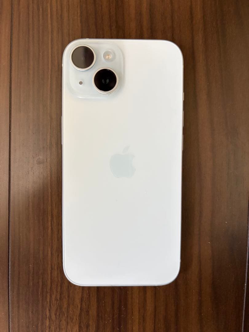 iPhone 15 256GB ホワイト