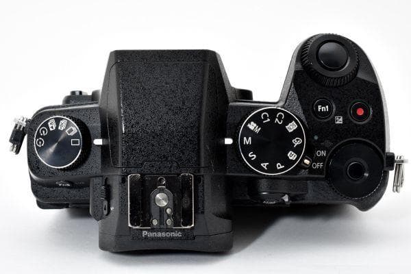 【美品】パナソニック Panasonic LUMIX DMC-G8 ボディ