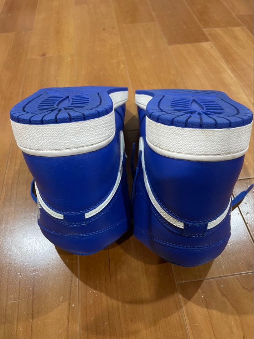 Nike Air Jordan 1 ハイパーロイヤル