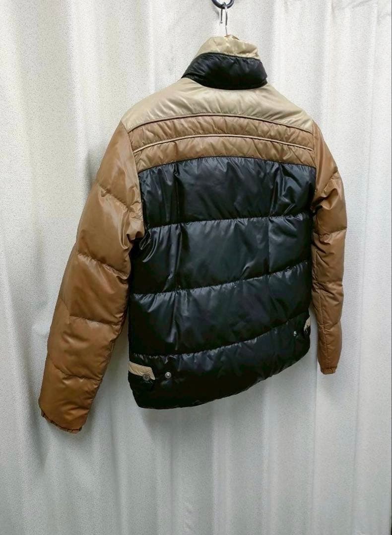 定価　１５万円　モンクレール ダウン　ブラウン系 ショート丈 正規品 レディース