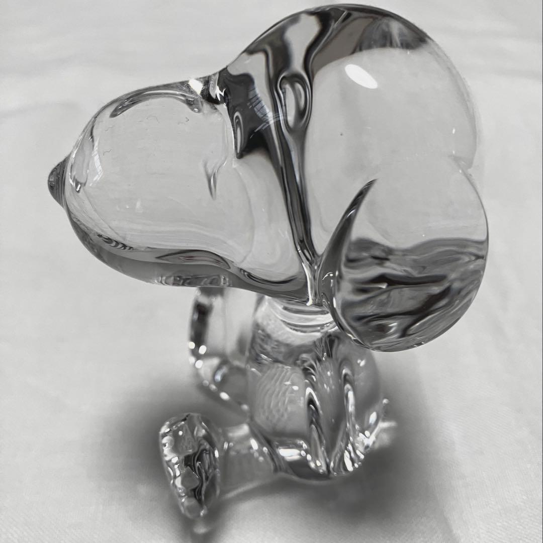 バカラ　スヌーピーの置物　 クリスタルフィギュア