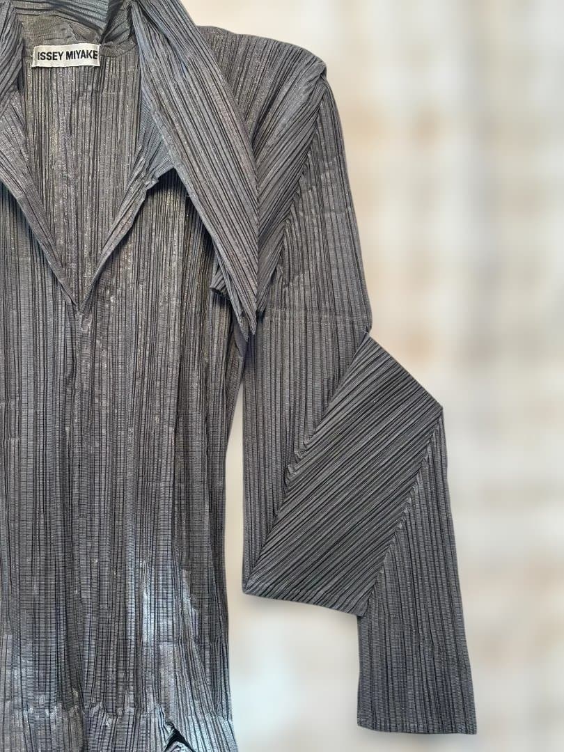 [超希少] ISSEY MIYAKE 変形 3D プリーツ トップス