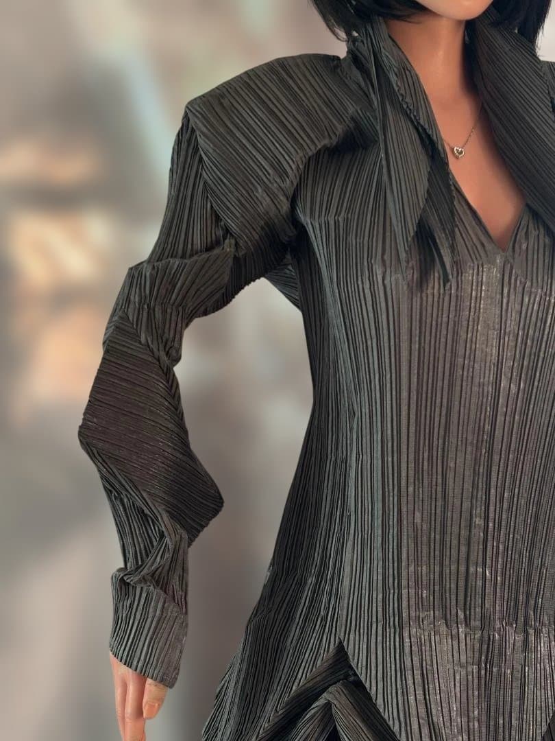 [超希少] ISSEY MIYAKE 変形 3D プリーツ トップス