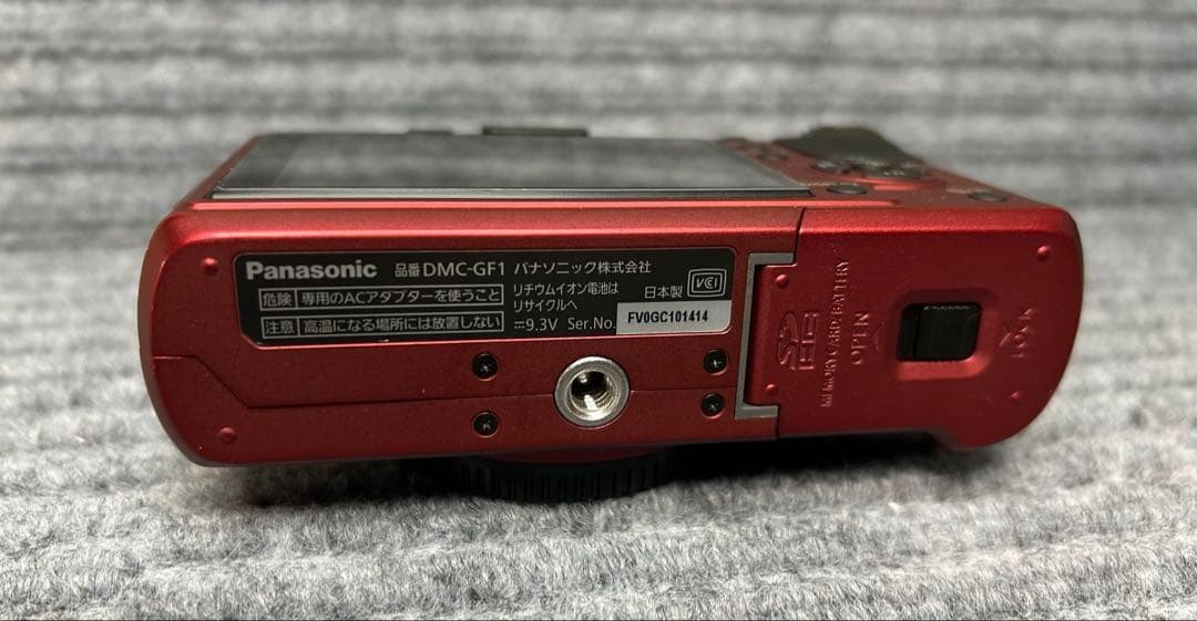 パナソニック デジタルガメラ GF1 レッド DMC-GF1C