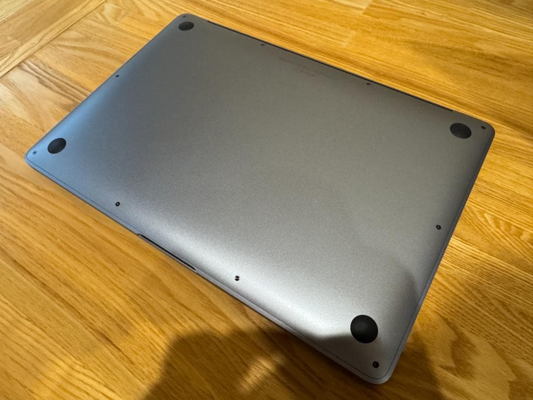 MacBook Air M1 16GB/512GB 充放電80回 初期化済み