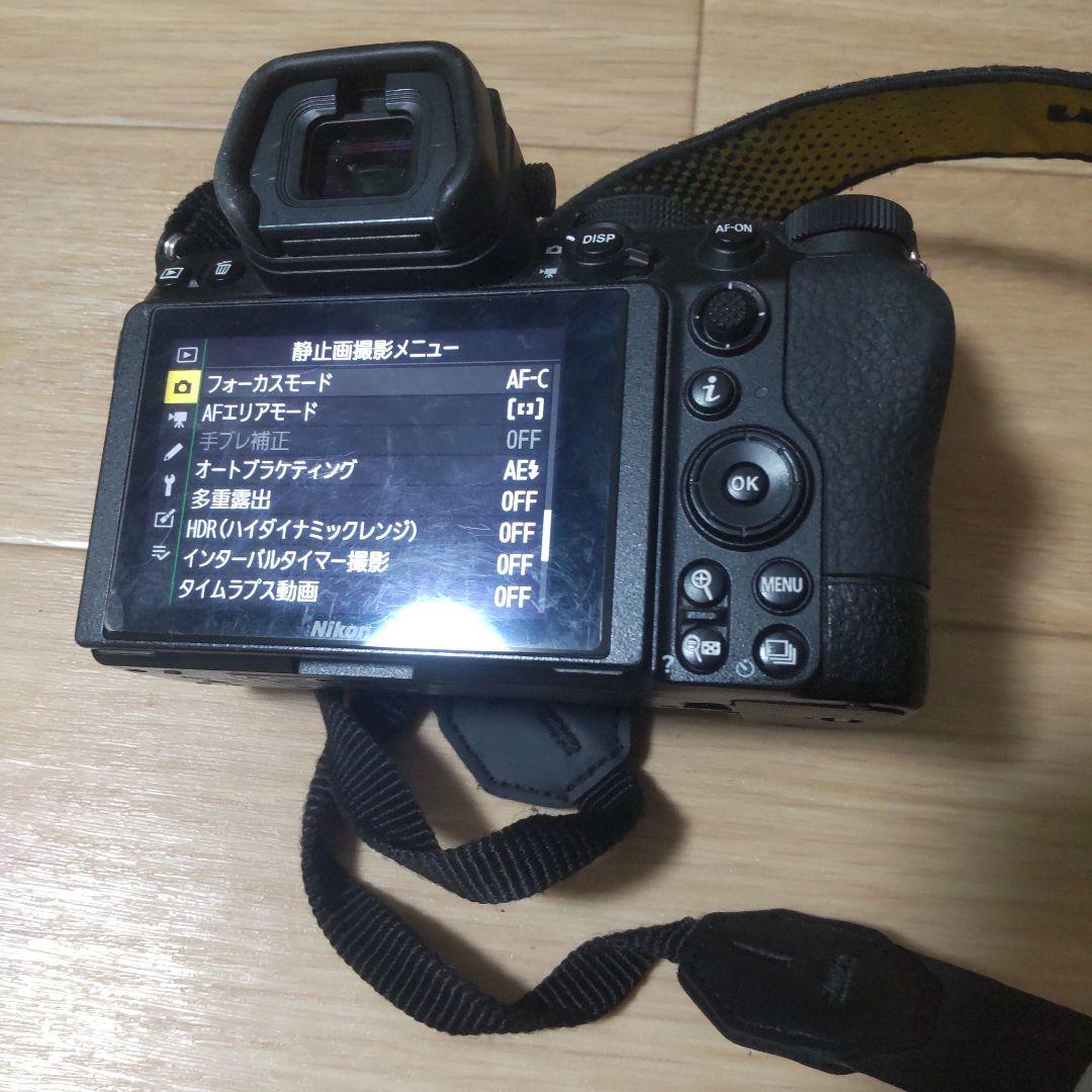 Nikon　フルサイズミラーレスカメラ　Z5