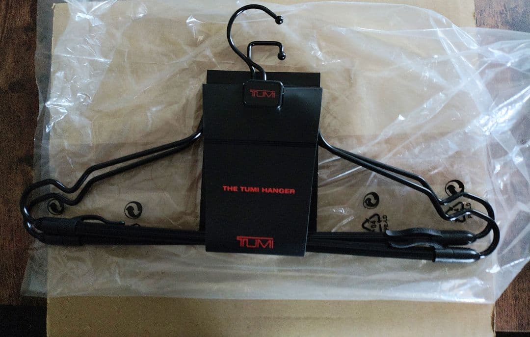 TUMI ガーメントバッグ ブラック ハンガーとシューズケースお付けします。