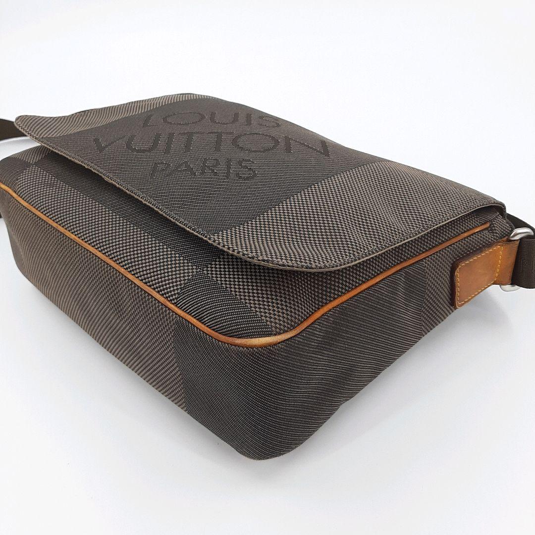 ルイヴィトン ショルダーバッグ ダミエジェアン プチメサジェ メッセンジャー