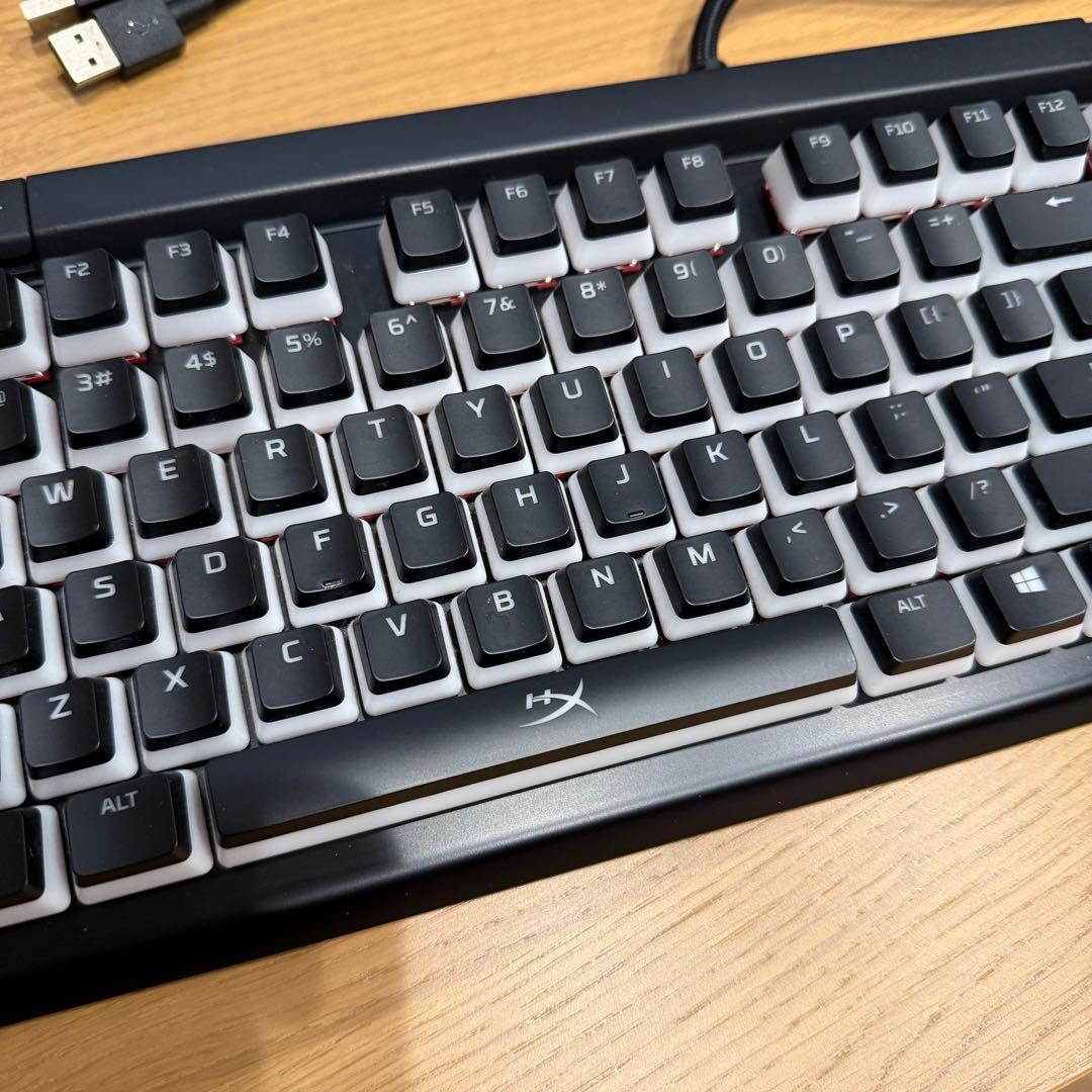 HyperX Alloy Elite 2 ゲーミングキーボード赤軸