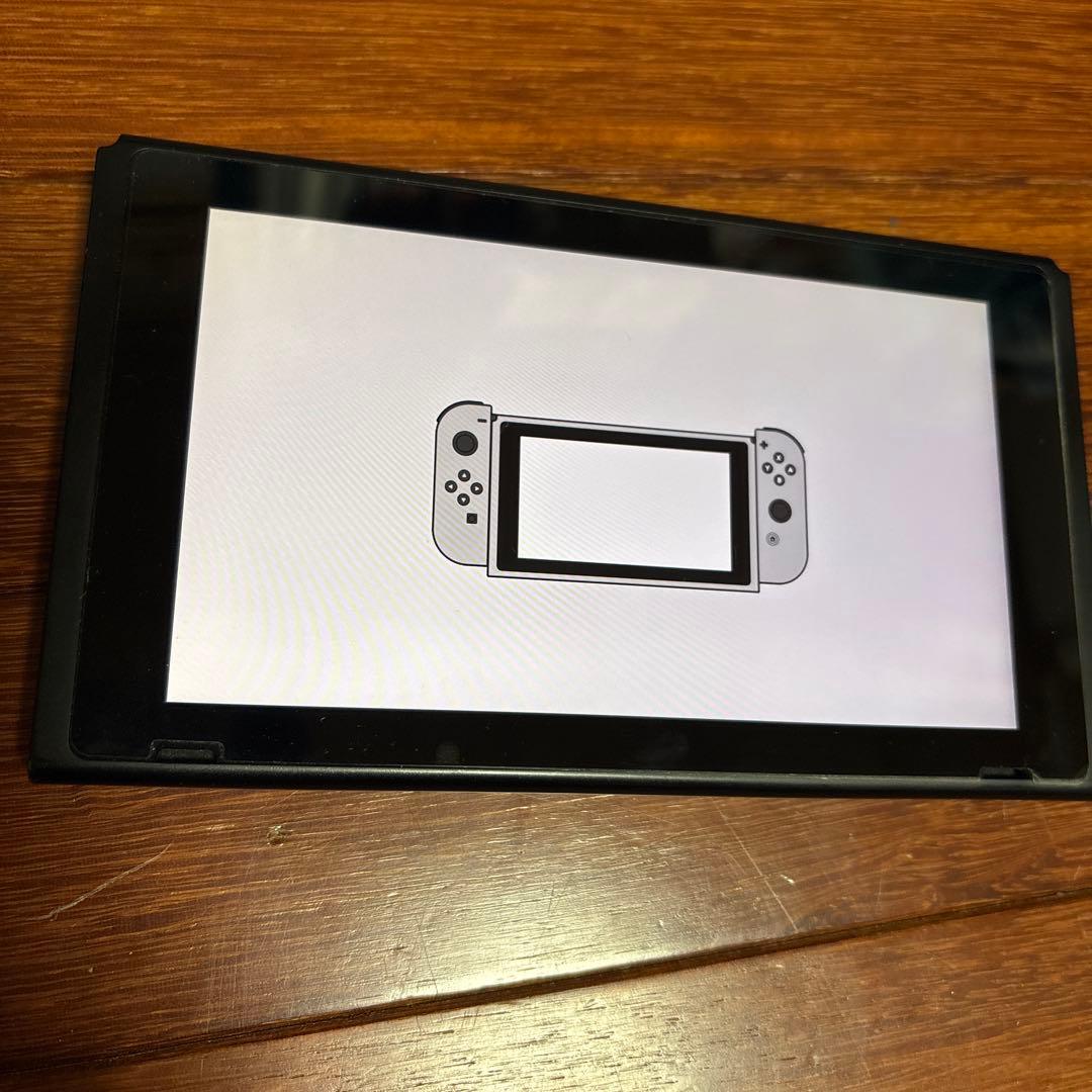 任天堂Switch スイッチ　本体　nintendo