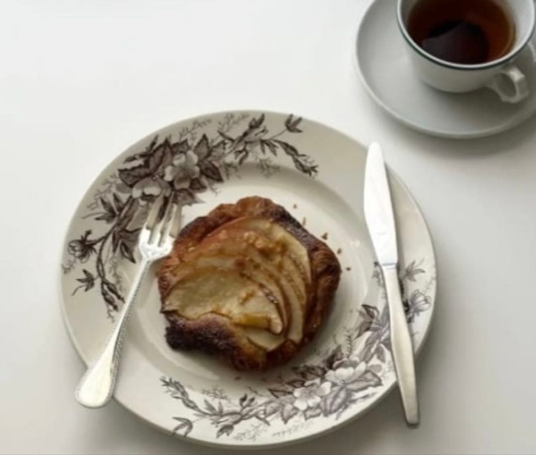 Choisy le roi ショワジールロワ EGLANTINES