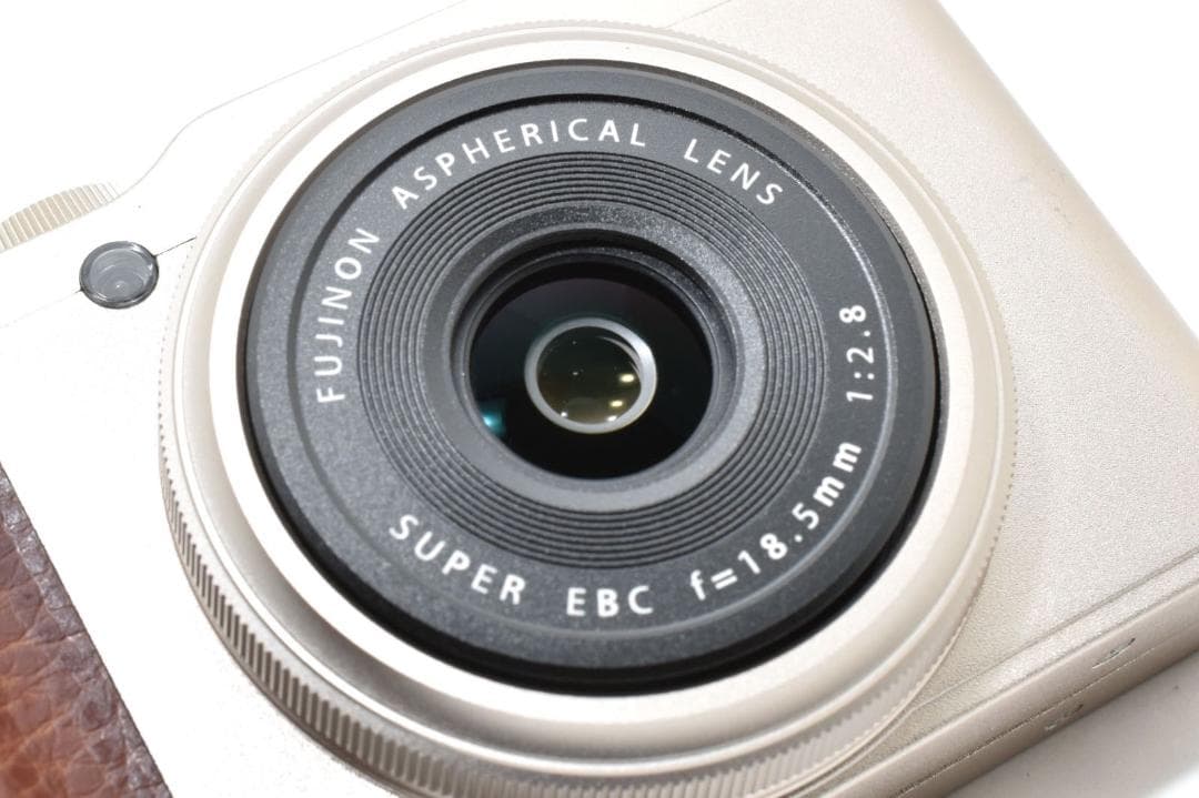 フジフィルム FUJIFILM XF10 高級コンデジ