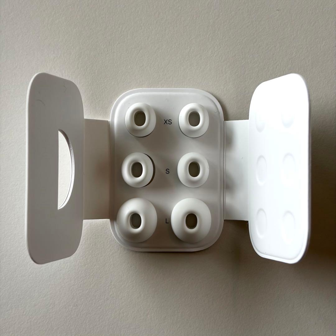 【美品】AirPods Pro（第2世代）・付属品未使用・レザーケース付き