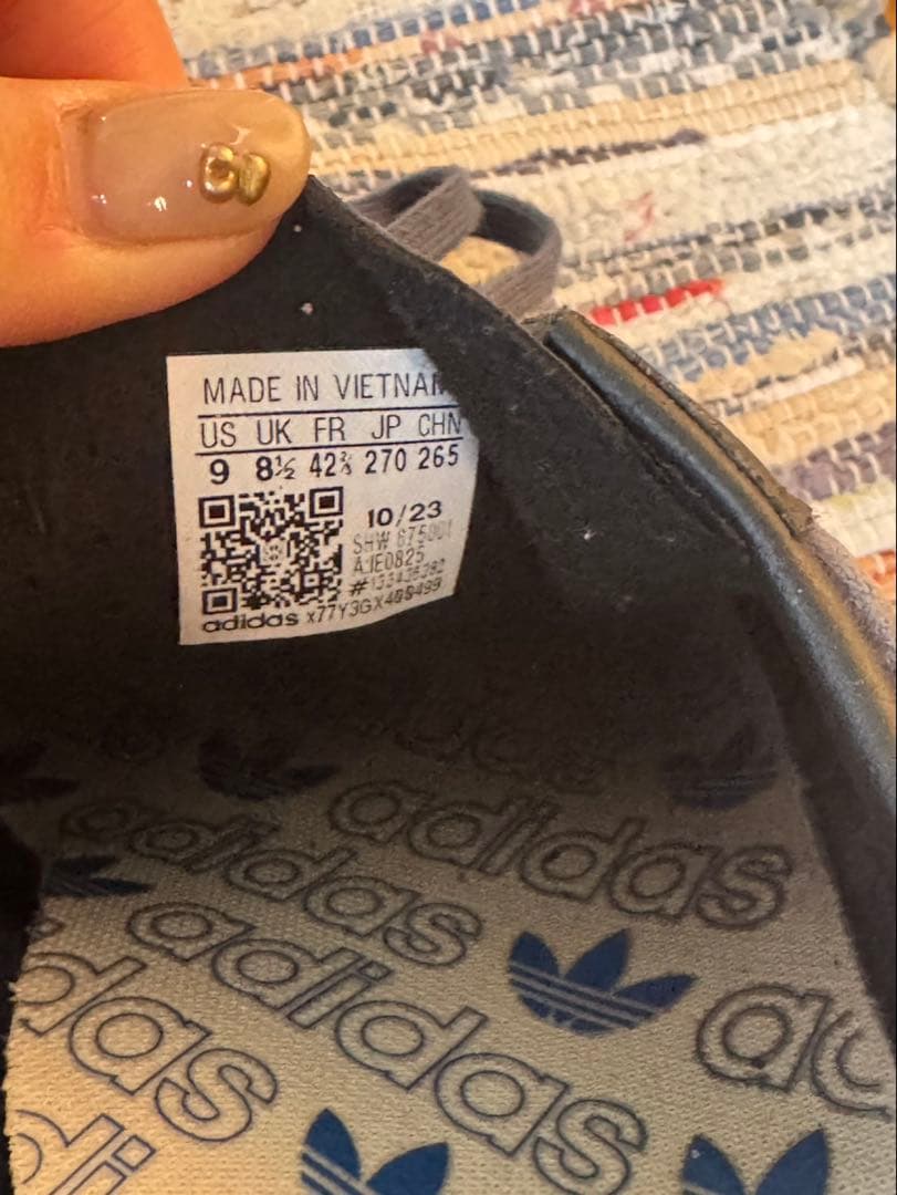 adidas ロンドン　　　 スエード　ネイビー　スニーカー