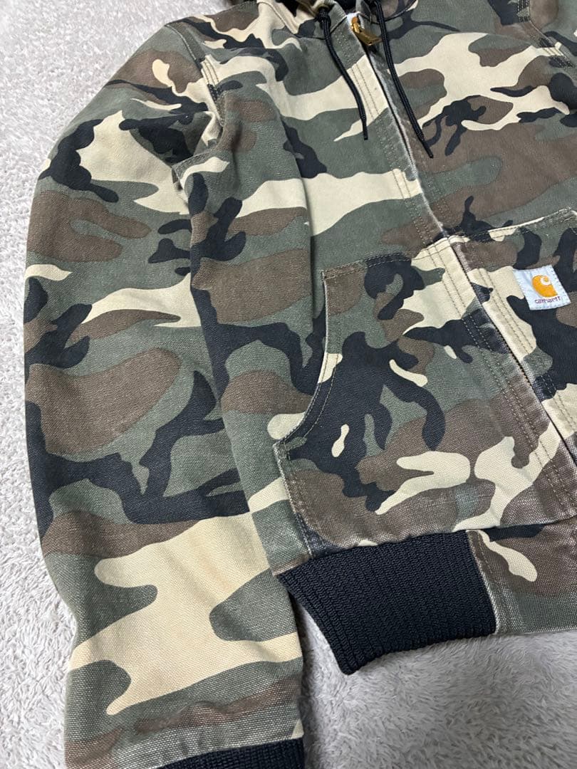 Carhartt フルジップパーカー 迷彩柄 カモフラ柄