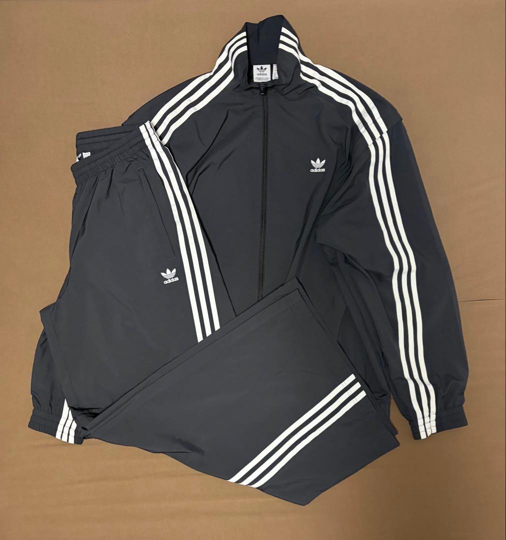 adidas adilenium シーズン2　上下ジャージパンツセットアップ