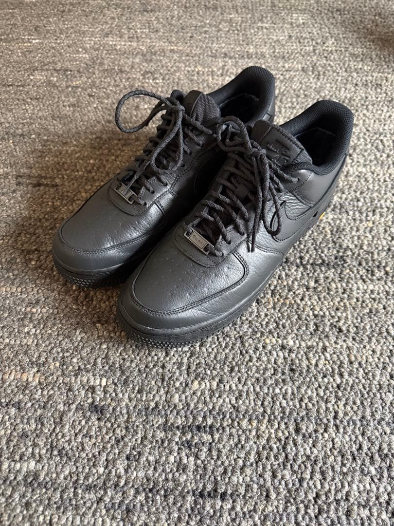 靴 NIKE AIR FORCE 1 GTX VIBRAM