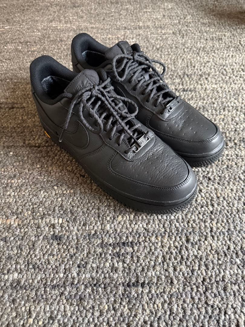 靴 NIKE AIR FORCE 1 GTX VIBRAM