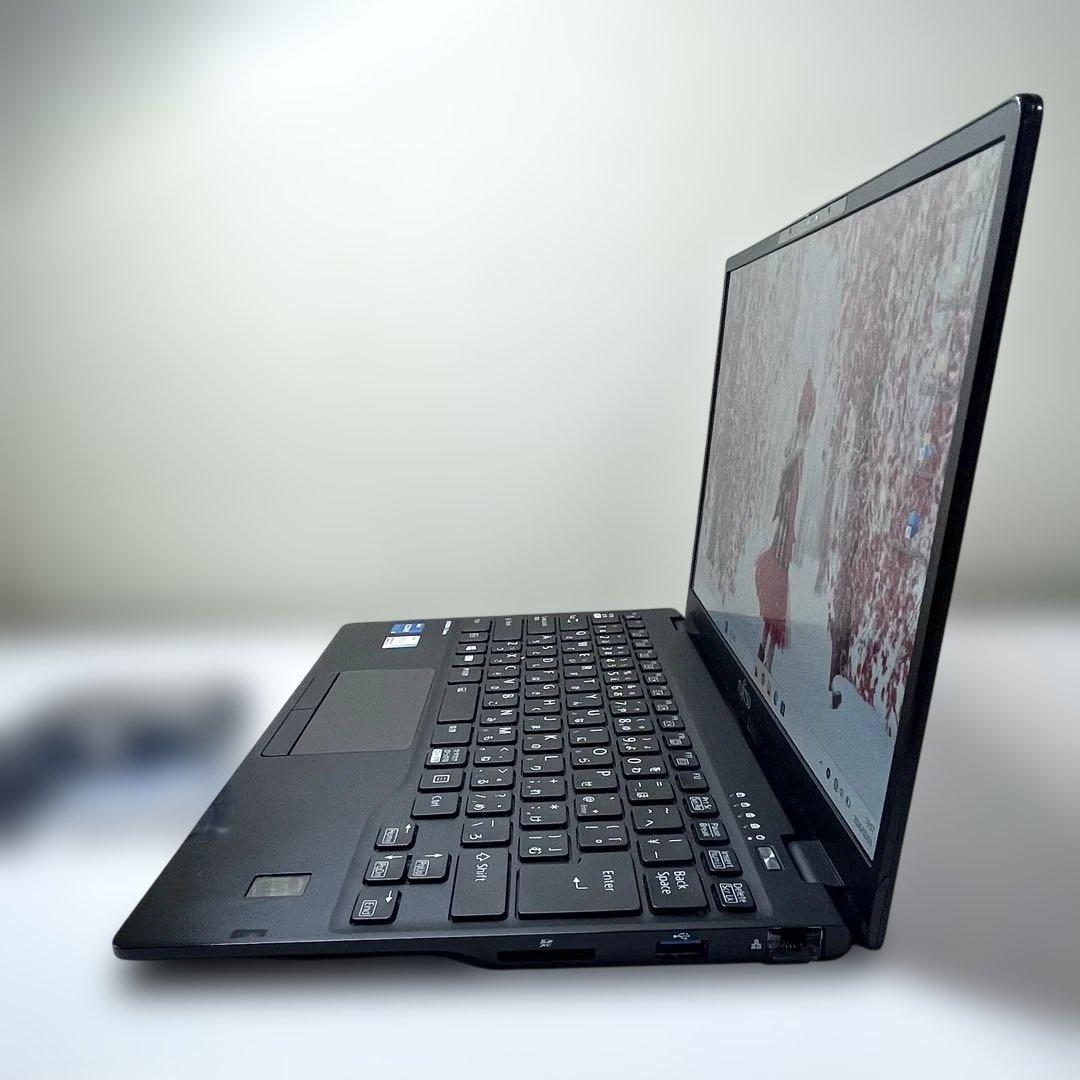 【美品】LIFEBOOK U9311/F 16GB i5 第11世代 2021年