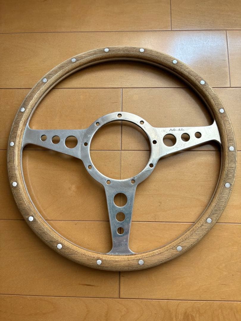 モトリタステアリング（直径33cm）