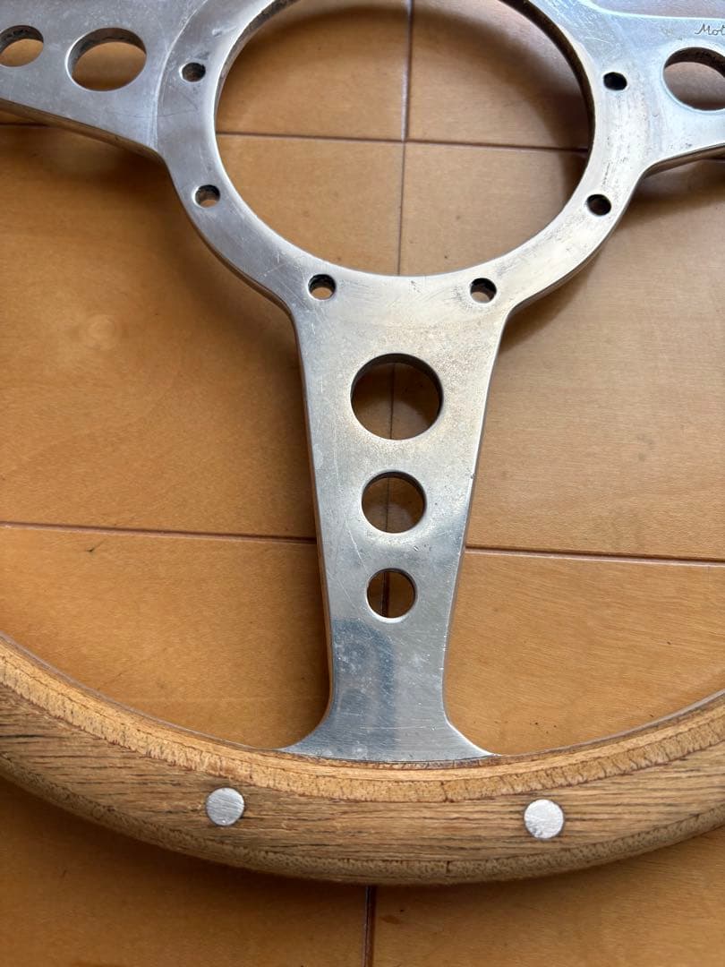 モトリタステアリング（直径33cm）