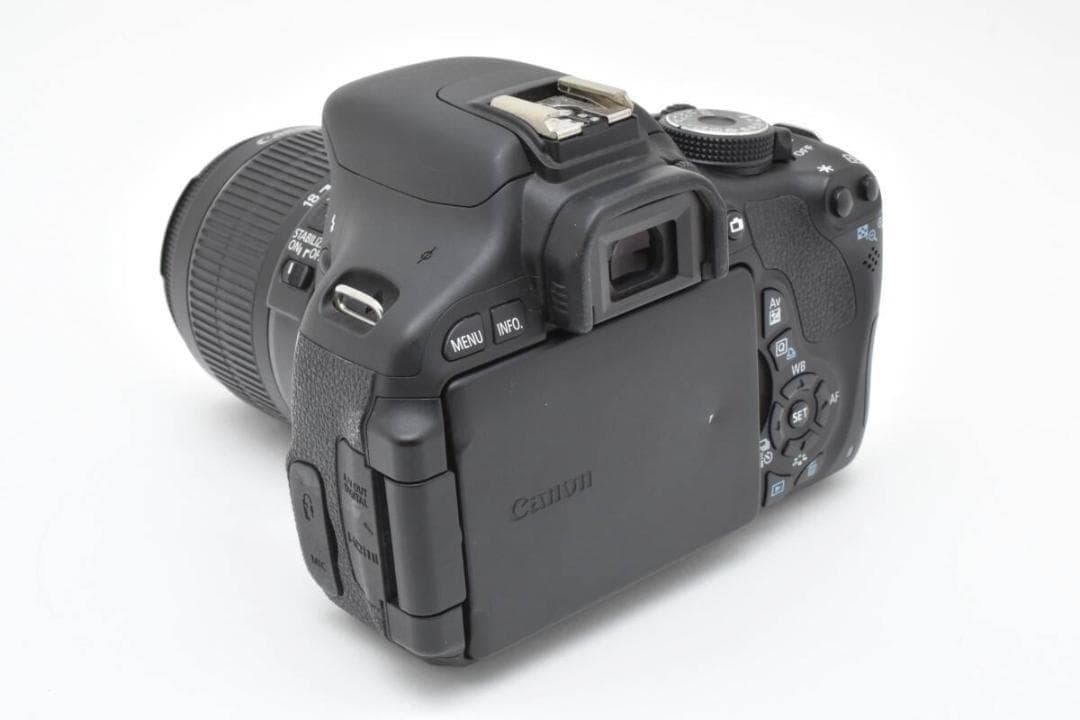 キヤノン　Canon EOS Kiss X5 標準レンズキット