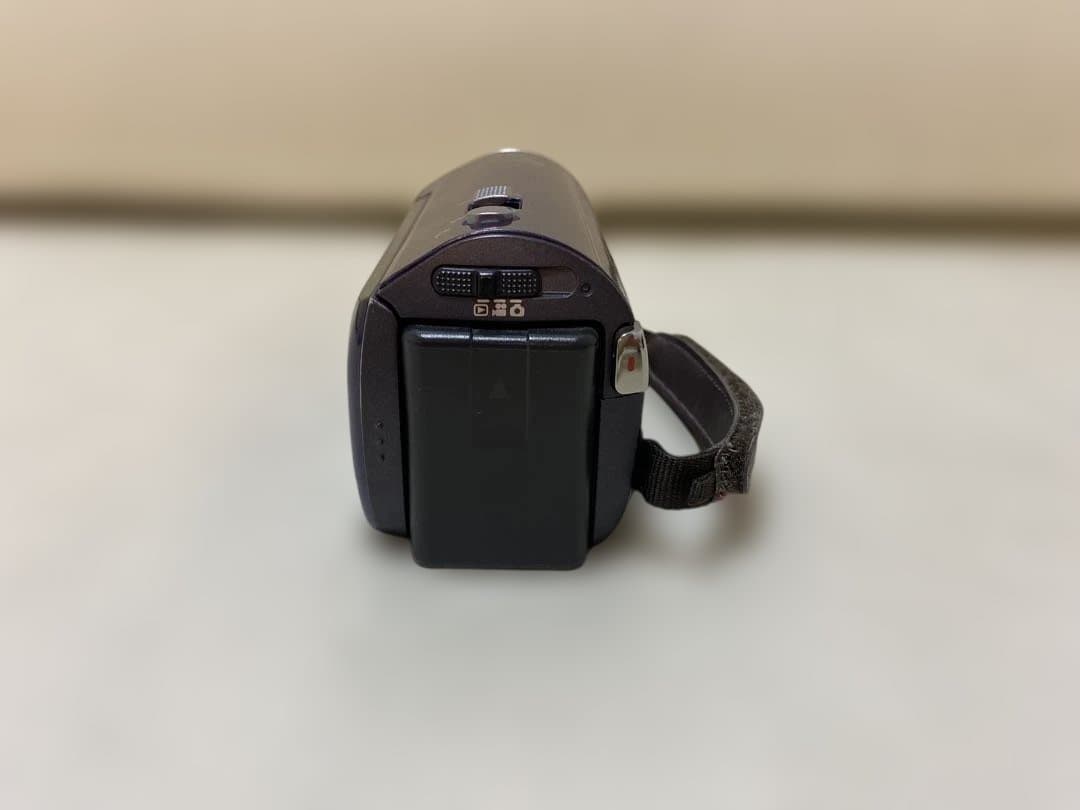 Panasonic ビデオカメラ HC-V300M ACアダプタ•バッテリー付