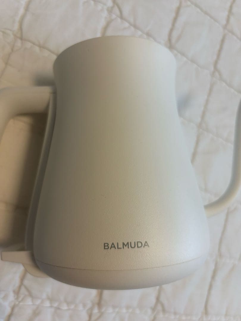 美品　バルミューダ　ケトル