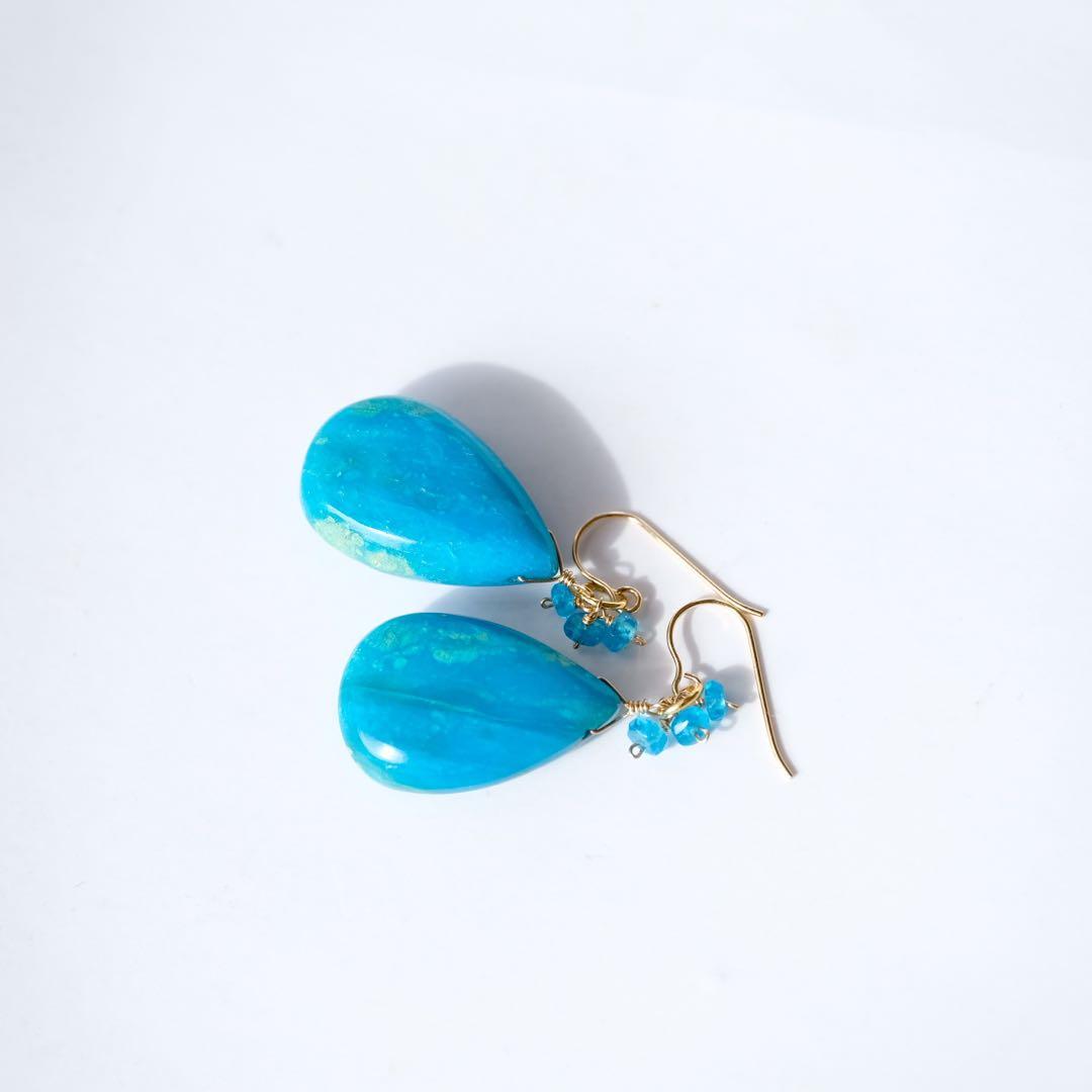 Q's B 希少！14kgfオパリーナ・ネオンブルーアパタイトピアス