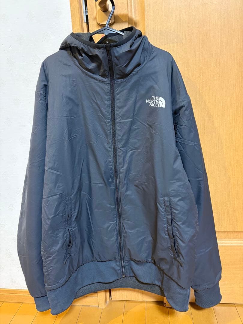 焼肉　THE NORTH FACE リバーシブルテックエアーフーディーXL