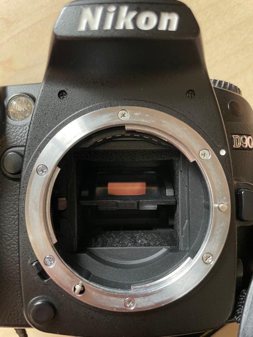 デジタルカメラ Nikon D90 AF-S Nikkor 18-105mm F3.5-5.6G