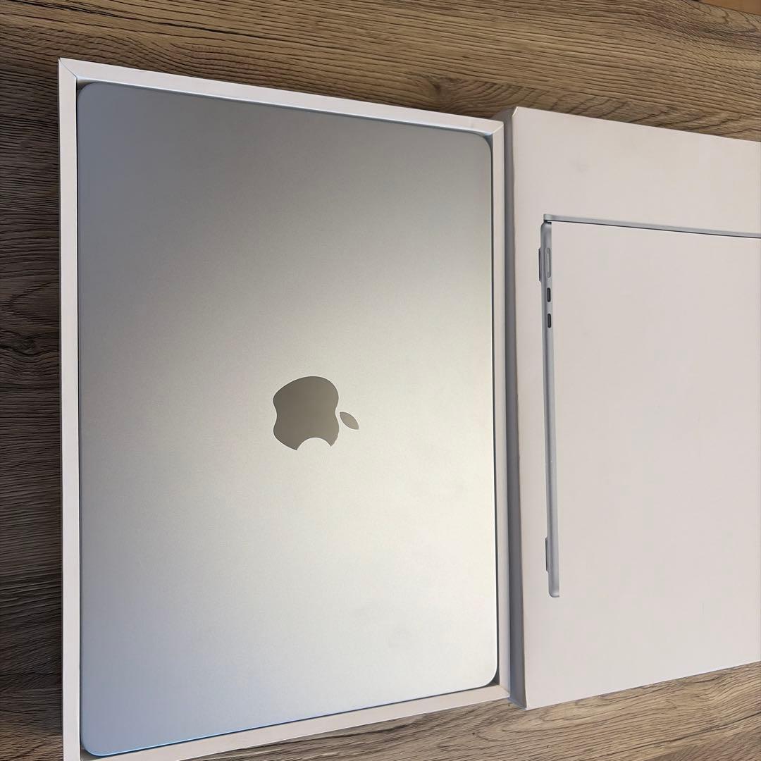 MacBook Air 2025モデル M4 13インチ スカイブルー