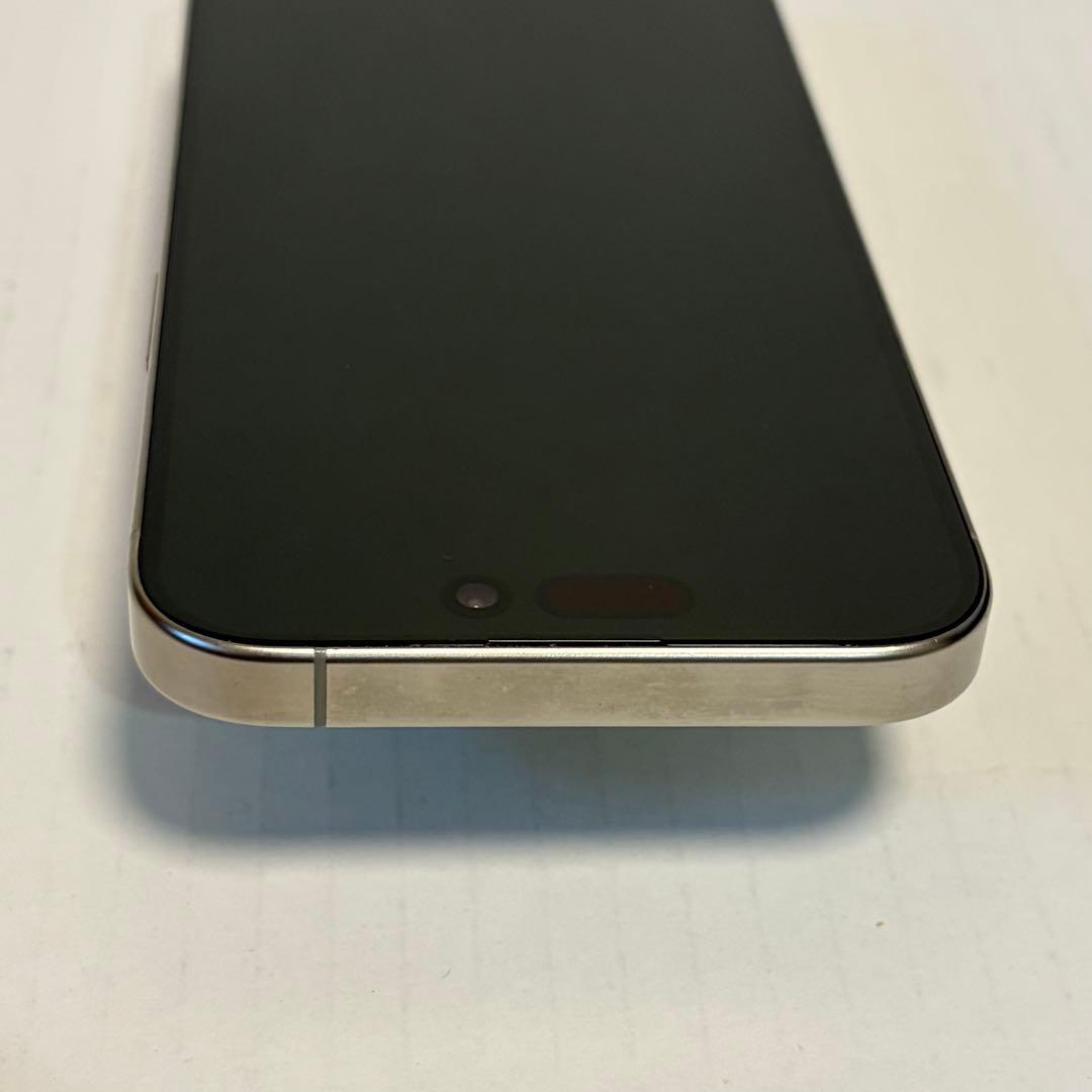 【中古美品】iPhone 15 Pro 256GB SIMフリー