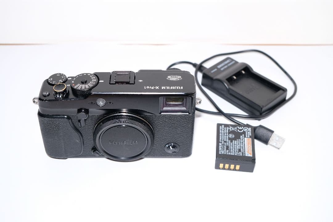 Fujifilm X-Pro1 本体ミラーレスカメラ