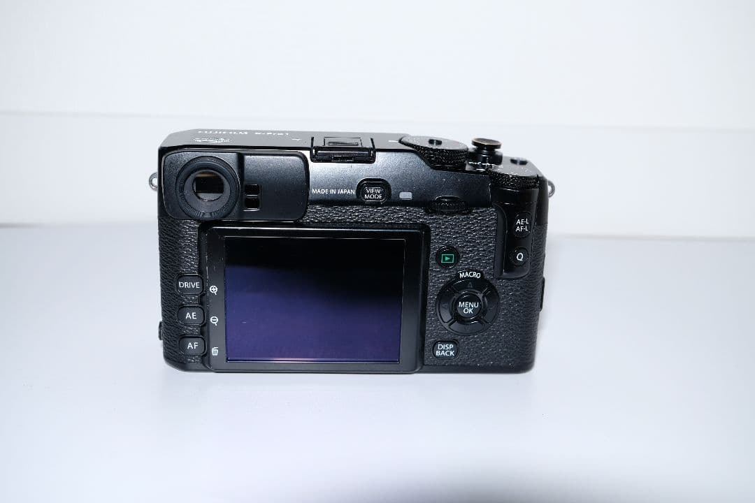Fujifilm X-Pro1 本体ミラーレスカメラ