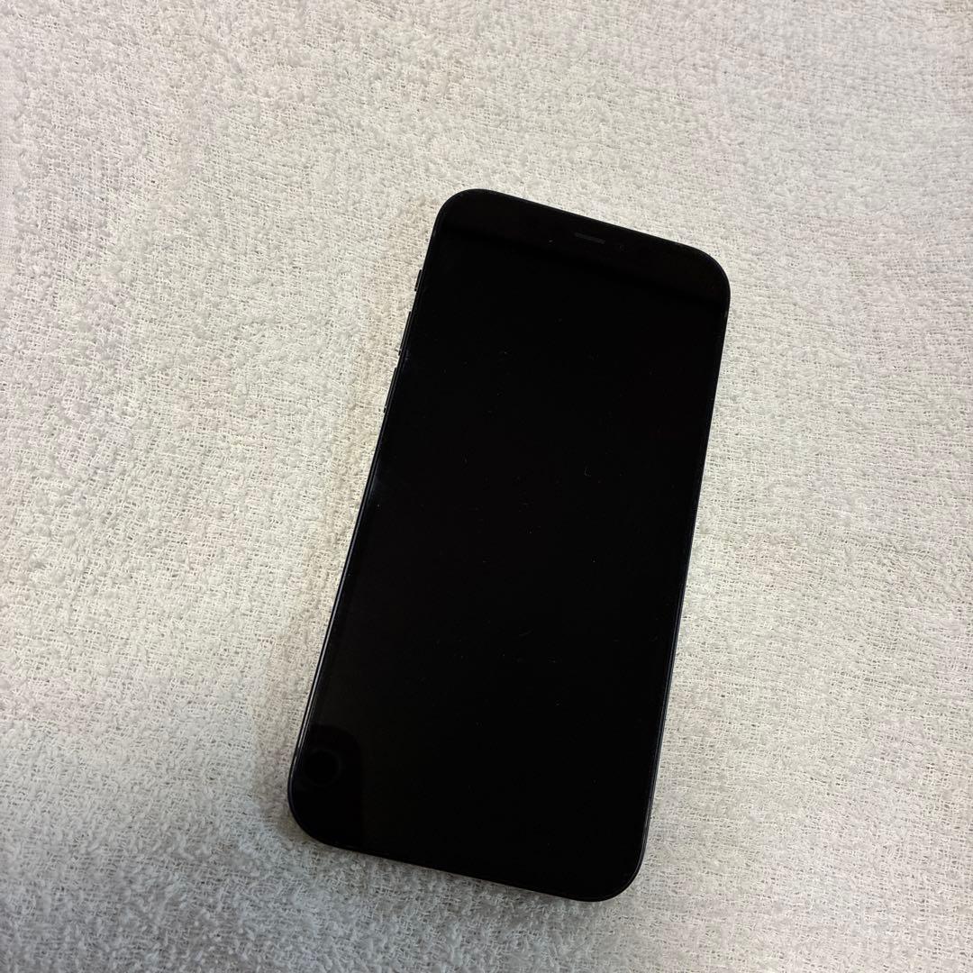 iPhone 12 64 GB黒色￼