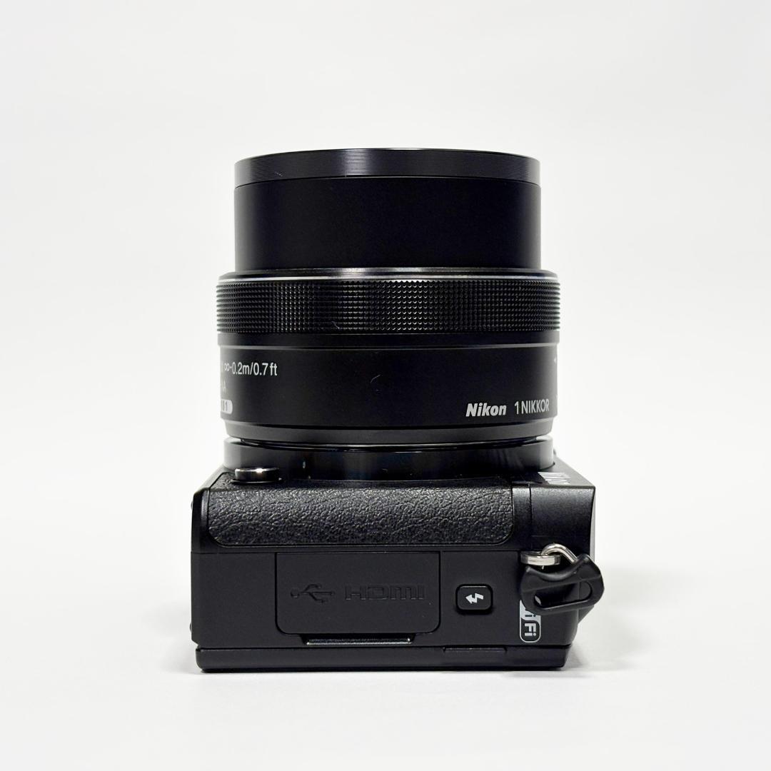 【美品】Nikon Nikon1 J5 ダブルレンズキット ブラック