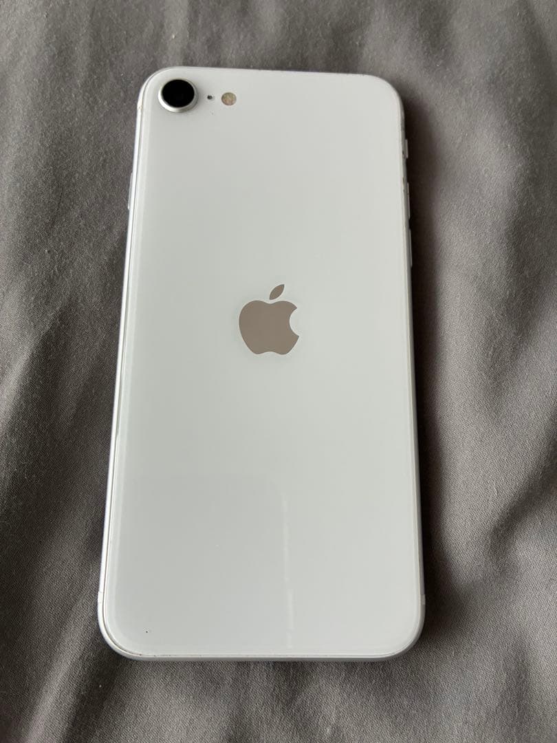 iPhone se2 64GB ホワイト　美品　本体