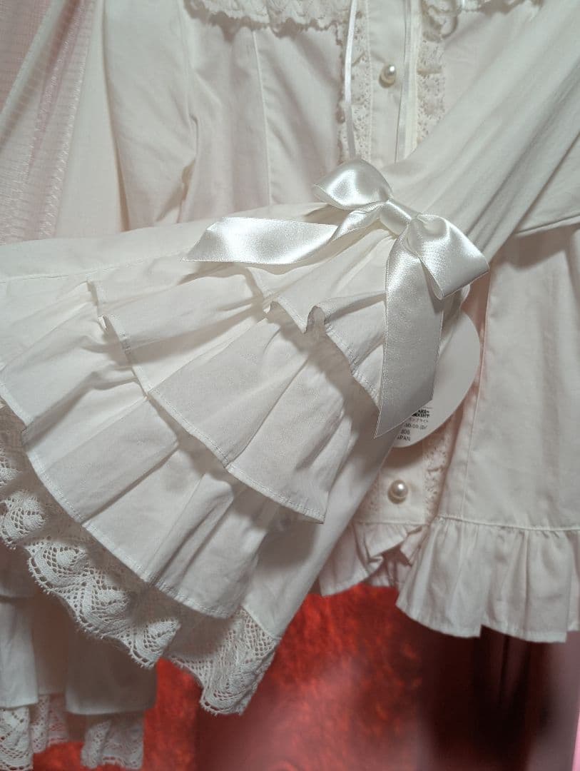 BABY　姫袖ブラウス