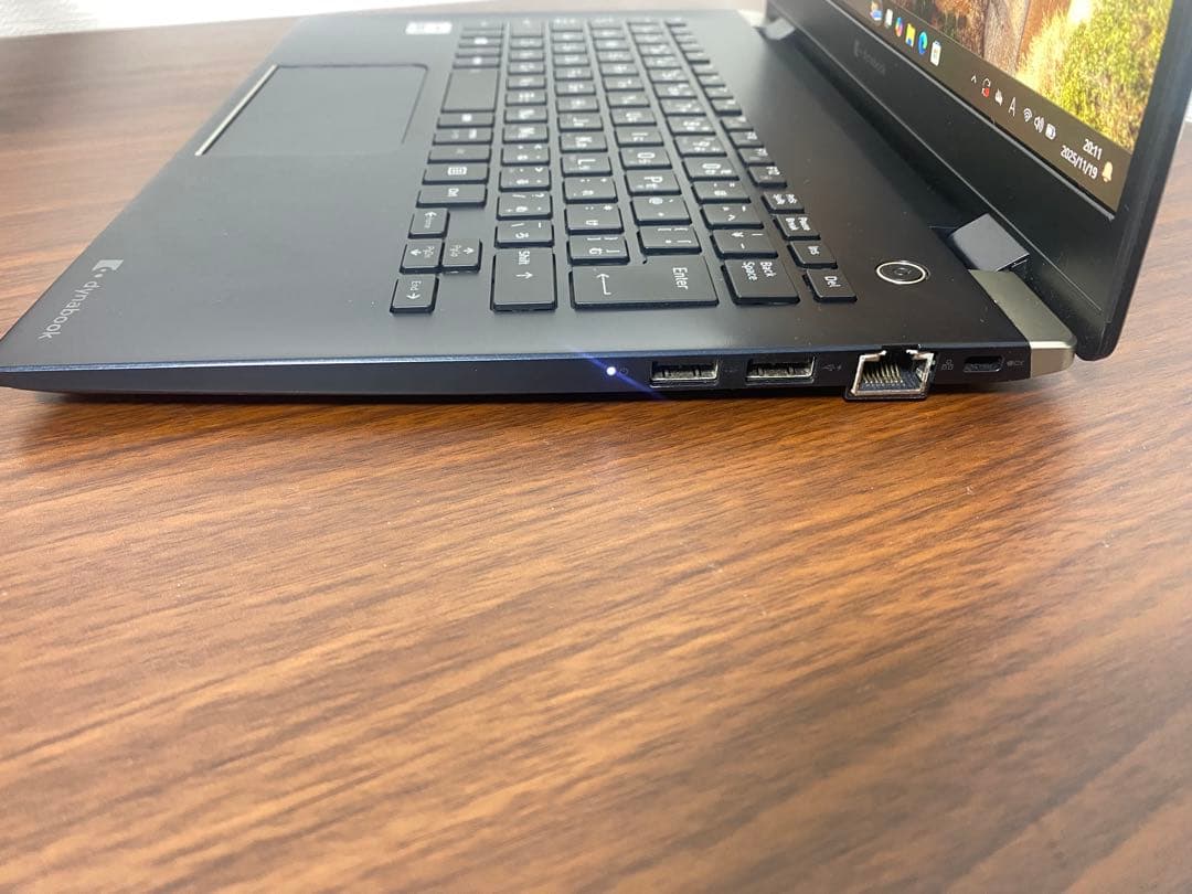 東芝 dynabook G83 第10世代i5 ノートパソコン