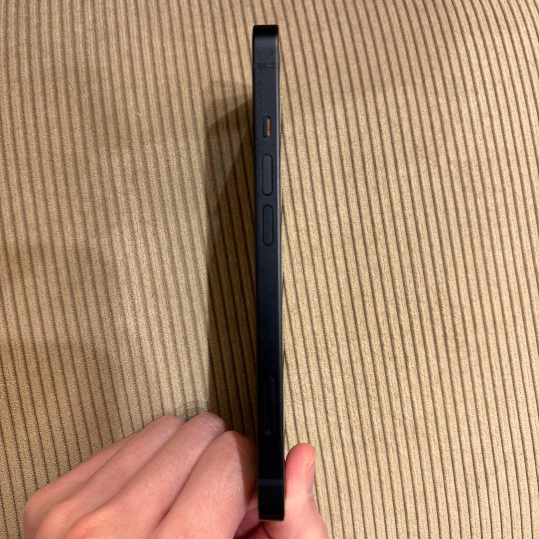 iPhone 13 ミッドナイト128GB au SIMロック解除済み