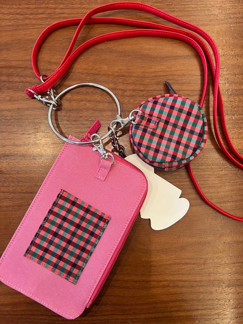 【familiar】スマホ　ショルダー