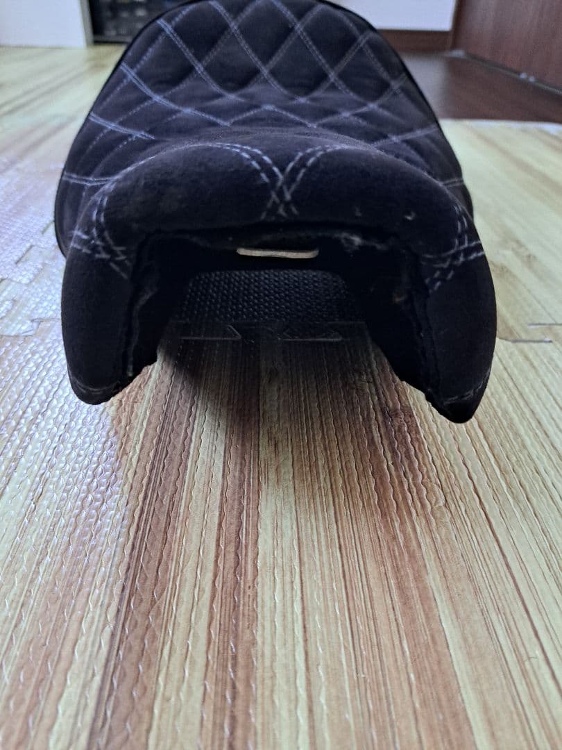 ハーレースポーツスター用 ダークブラウン ダイヤモンドキルティングシート