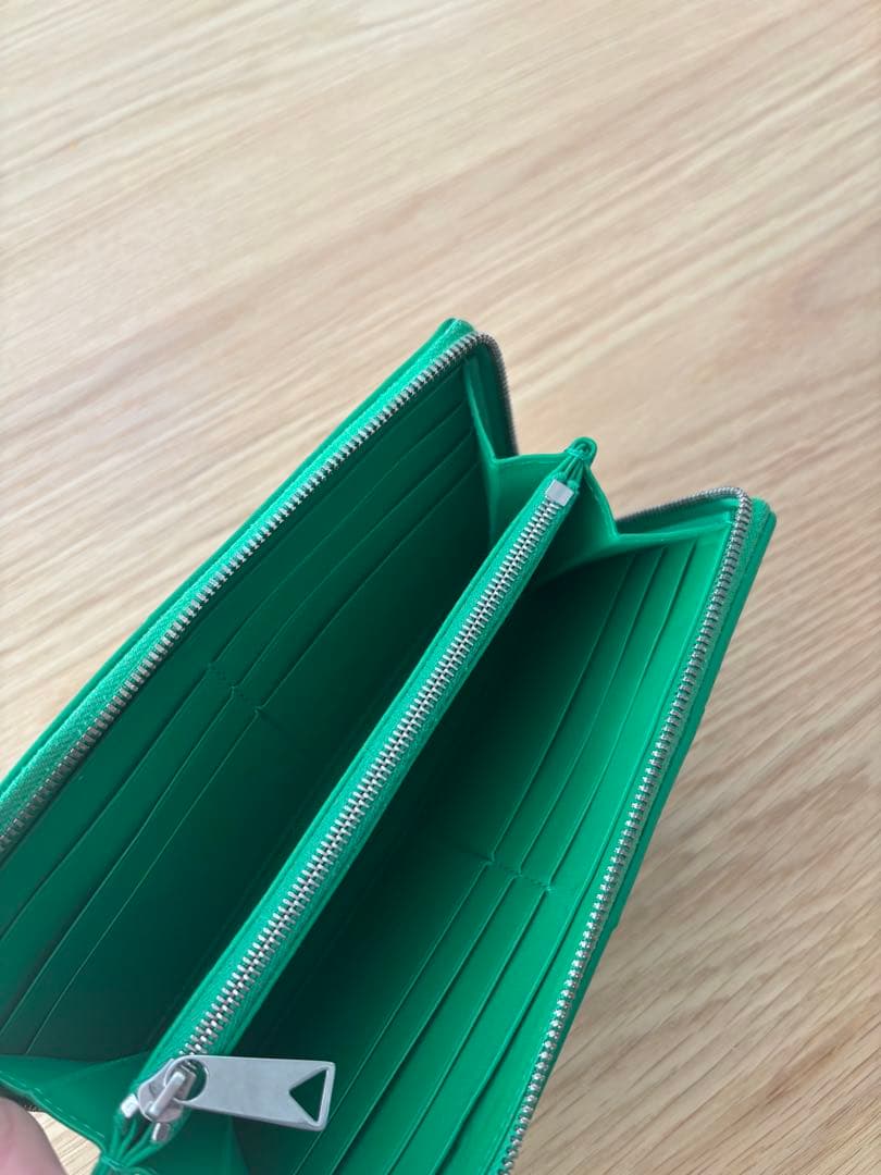 BOTTEGA VENETA カセット ジップアラウンドウォレット　長財布