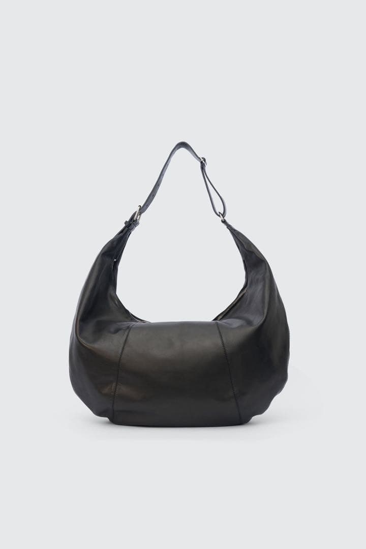 【YOKE 26SS】Carf Leather Circle Bag