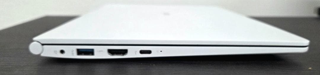 LG gram 14インチ/ i5 / 12Gb / 512Gb / Win11