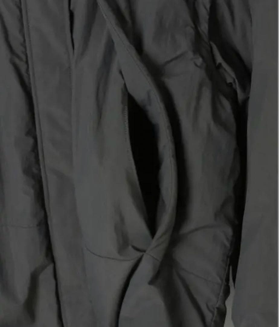 ほぼ未使用【完売品】エアサーマルマルチWAYロングコート　ブラック　撥水加工