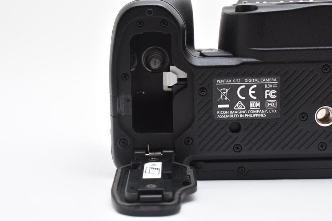 超美品 ペンタックス K-S2 デジタル一眼レフカメラ ボディ Pentax