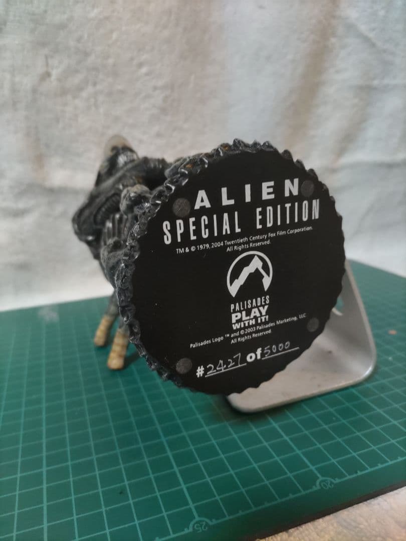 パリセイズ　エイリアン　スペシャルエディション　フィギュア　限定5000体